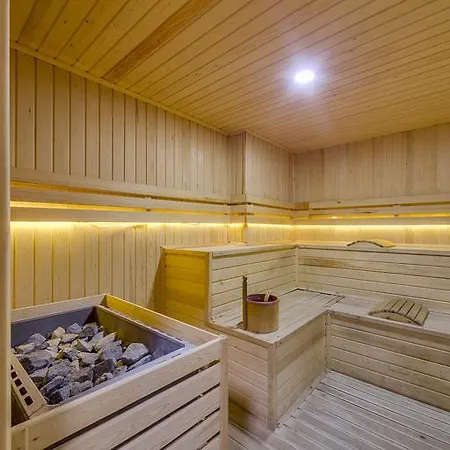 Cemberlitas & Hamam 호텔 아이딘