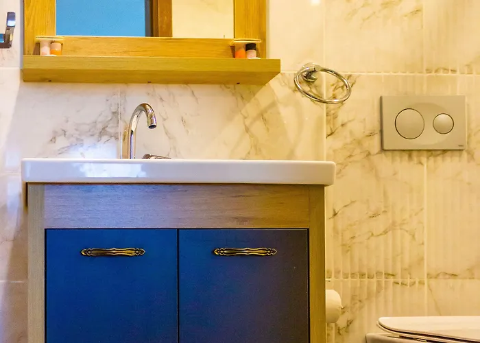 Cemberlitas & Hamam Szálloda 2*