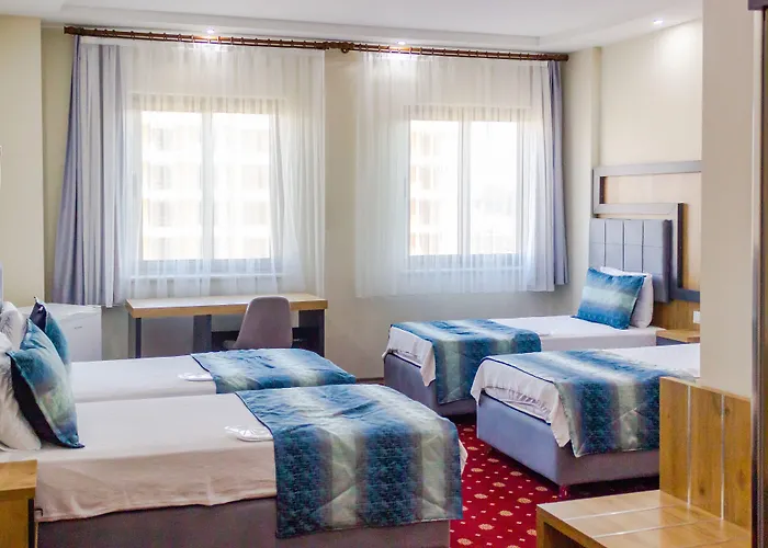 Otel Cemberlitas & Hamam 2*